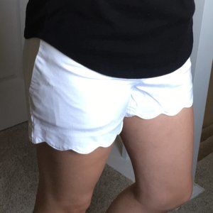 Th LOFT White Scallop Short